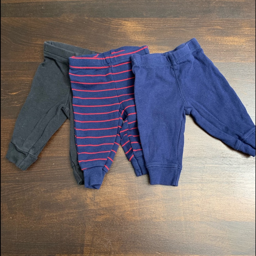 Set of 3 pants for newborn